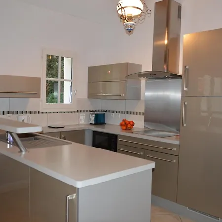 Holiday home Maison Confortable Avec Piscine Privee A Jean De Monts - Fr-1-323-571 Saint-Jean-de-Monts