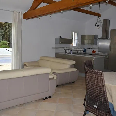 Maison Confortable Avec Piscine Privee A Jean De Monts - Fr-1-323-571 Saint-Jean-de-Monts
